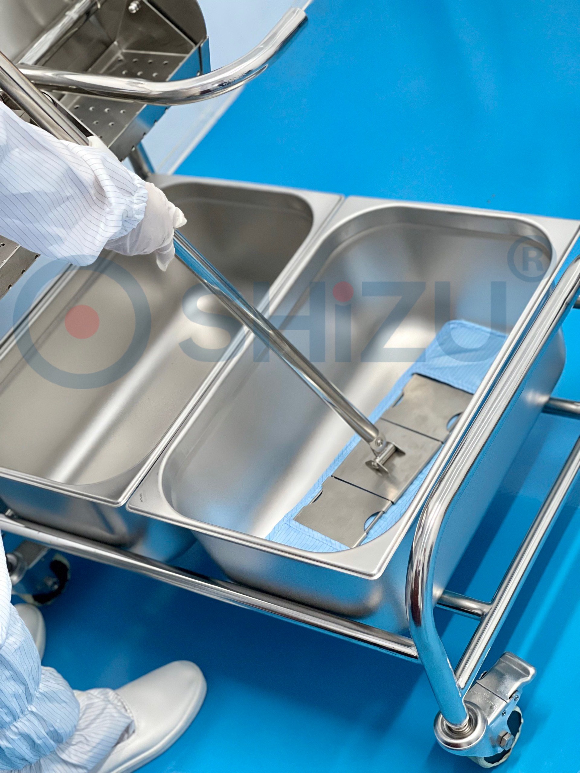 Xe đẩy vệ sinh phòng sạch 3 ngăn GMP | SHiZU CLEANROOM