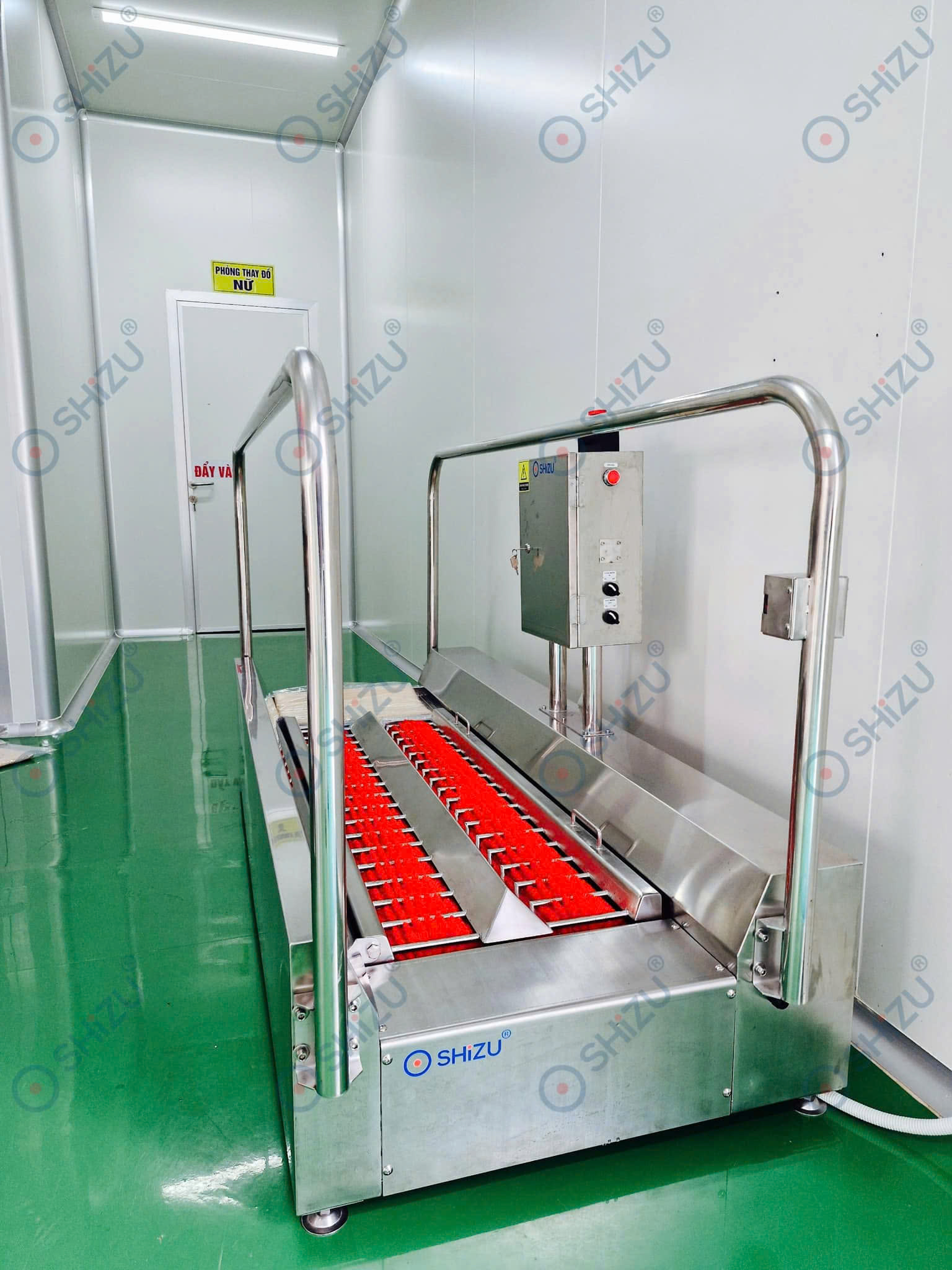 Máy vệ sinh đế giày bảo hộ ngành Thực phẩm