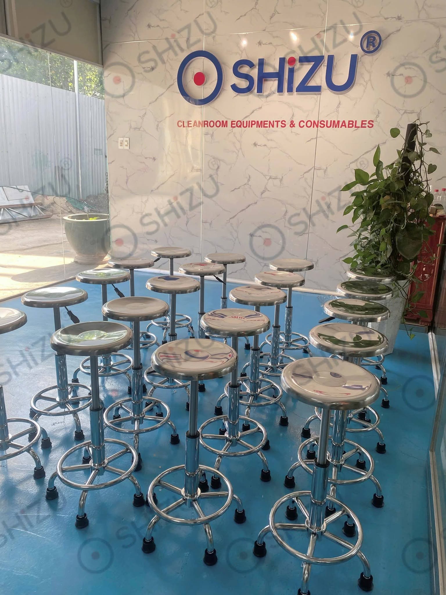 Ghế chống tĩnh điện không tựa bằng inox do SHiZU sản xuất | SHiZU CLEANROOM